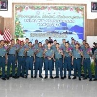 Prajurit Petarung Pasmar 3, Ikuti Perayaan Natal Gabungan TNI AL Wilayah Sorong Tahun 2024 Prajurit Petarung Pasmar 3, Ikuti Perayaan Natal Gabungan TNI AL Wilayah Sorong Tahun 2024