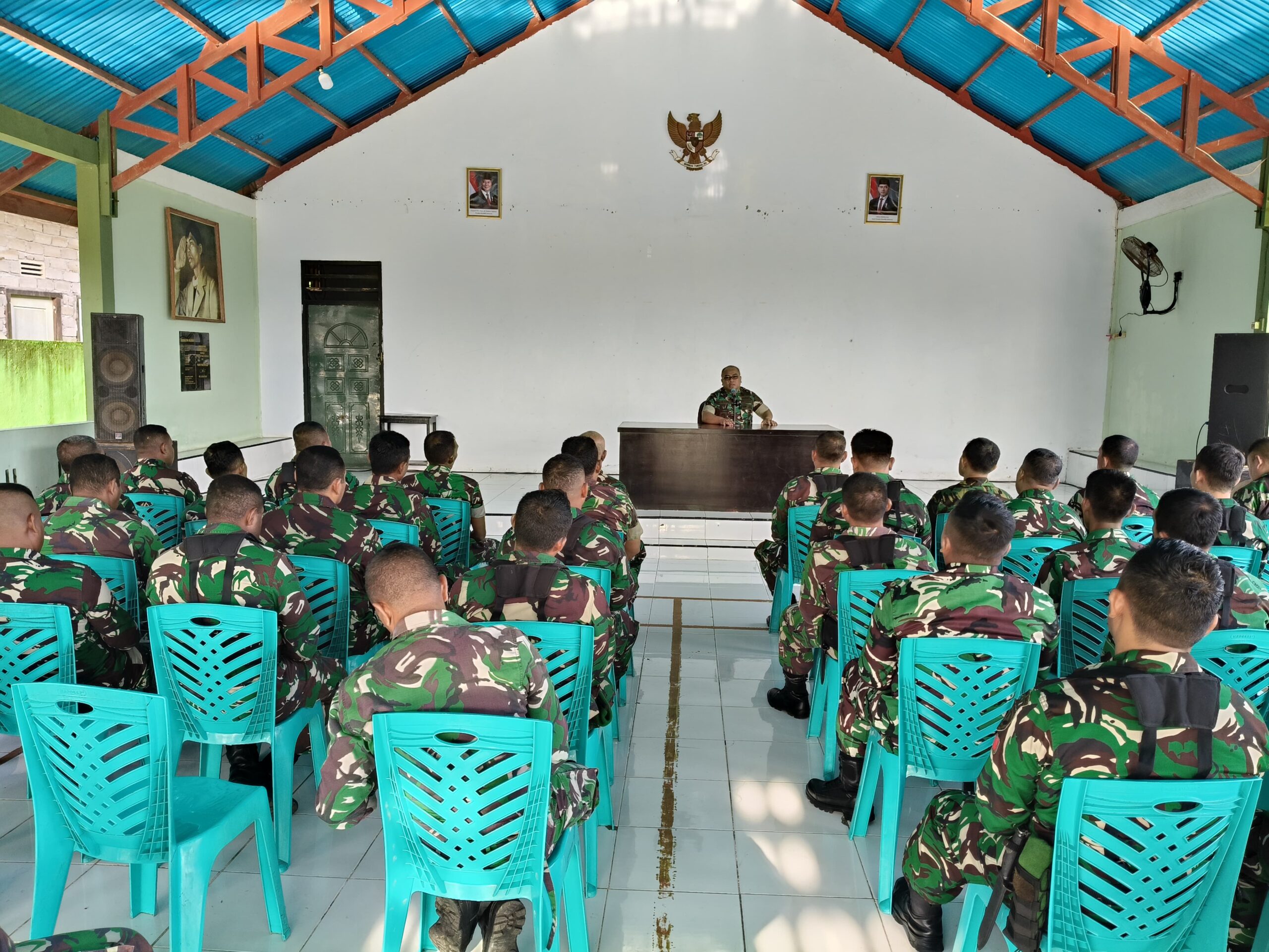 Dandim 1505 Tidore Berikan Arahan dalam Jam Komandan Kepada Prajurit dan PNS TNI