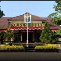 Sudah Ditetapkan Tersangka Polisi, Tapi 3 Pejabat Publik Di Tuban Masih Bebas Berkeliyaran Sudah Ditetapkan Tersangka Polisi, Tapi 3 Pejabat Publik Di Tuban Masih Bebas Berkeliyaran