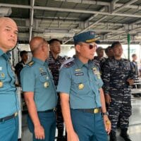Evakuasi TNI AL Sukses: 17 Korban KM Putri Papua, Ditemukan Selamat di Perairan Sorong Evakuasi TNI AL Sukses: 17 Korban KM Putri Papua, Ditemukan Selamat di Perairan Sorong