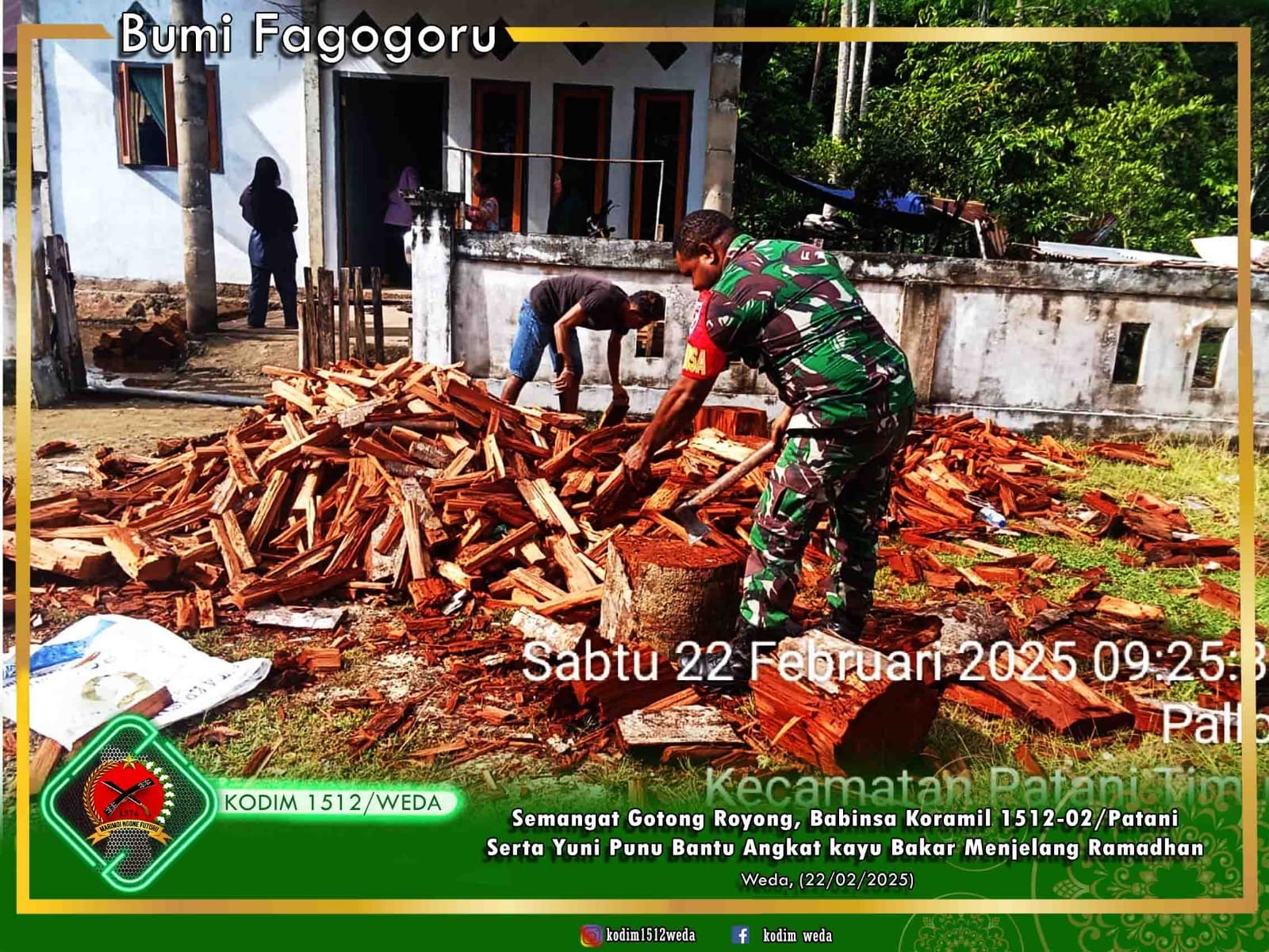 Semangat Gotong Royong, Babinsa Koramil 1512-02/Patani Serta Yuni Punu Bantu Angkat kayu Bakar Menjelang Ramadhan