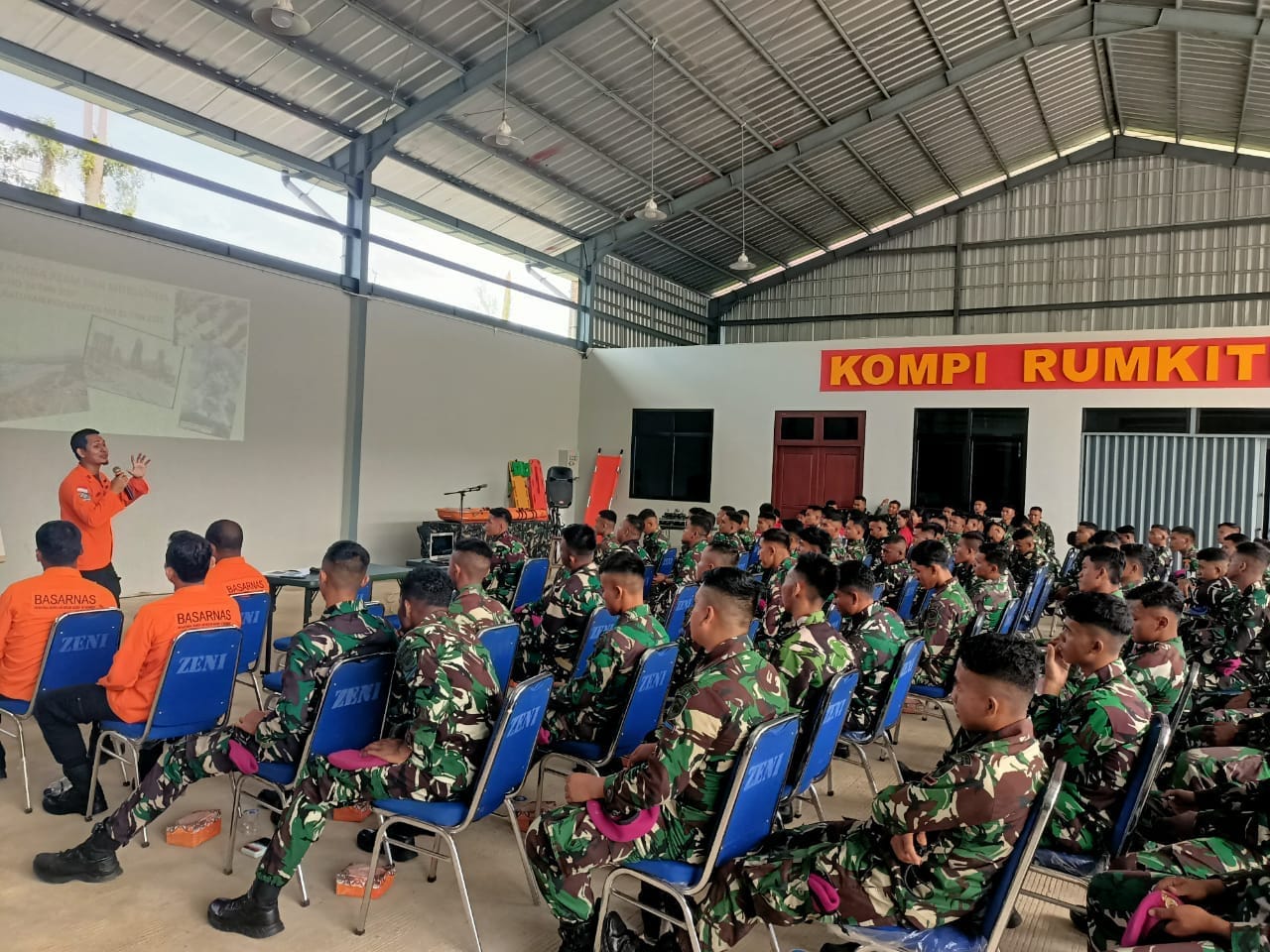 Jelang Latihan PBA, Prajurit Petarung Pasmar 3, Ikuti Pengarahan Dari Basarnas Kelas A Sorong