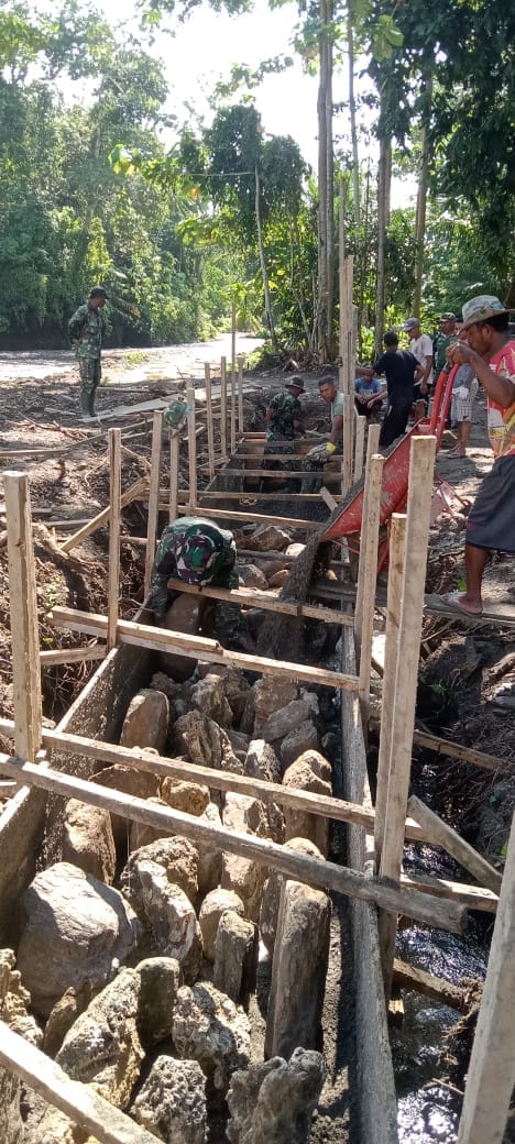 Puasa, Tak Kendorkan Semangat Satgas TMMD Ke-123 Kodim 1510/Sula