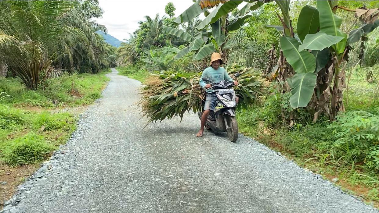 Jalan TMMD Kodim 1009/Tla Belum Rampung, Warga Sudah Nikmati Manfaatnya