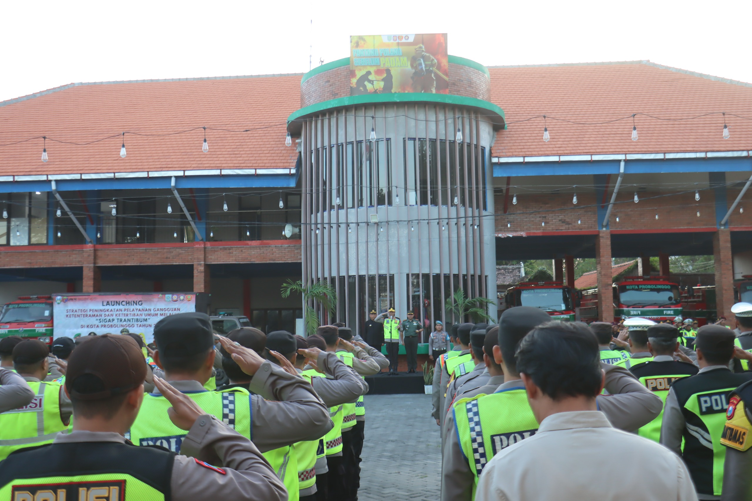 Polres Kota Probolinggo Kerahkan Ratusan Personel Amankan Malam Takbiran Idul Adha