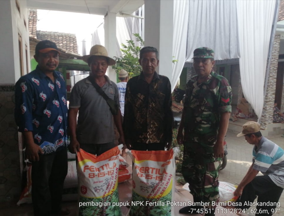 Koramil Besuk Dampingi Penyuluhan Pemupukan Tembakau Dorong Produktivitas Petani