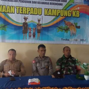 Babinsa Koramil Kokonao Melaksanakan Pendampingan Kegiatan Pembinaan Terpadu Kampung KB Di Wilayah Binaan Babinsa Koramil Kokonao Melaksanakan Pendampingan Kegiatan Pembinaan Terpadu Kampung KB Di Wilayah Binaan