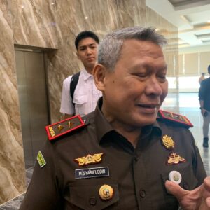 Kajati Papua Barat Bongkar Dugaan Korupsi di Setda Sorong, Barang Bukti Dibawa ke Lab Kaltim Kajati Papua Barat Bongkar Dugaan Korupsi di Setda Sorong, Barang Bukti Dibawa ke Lab Kaltim