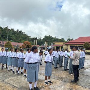Polres Maybrat Mulai Seleksi Calon Paskibra SMA Aifat untuk HUT RI ke-80 Polres Maybrat Mulai Seleksi Calon Paskibra SMA Aifat untuk HUT RI ke-80