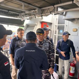 KRI Tatihu-853 Sukses Kawal Ekspedisi Rupiah Berdaulat BI 2025 di Wilayah Maluku