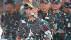 Panglima TNI Bersama Menhan RI Tinjau Pasukan Defile Untuk Bastille Day Prancis