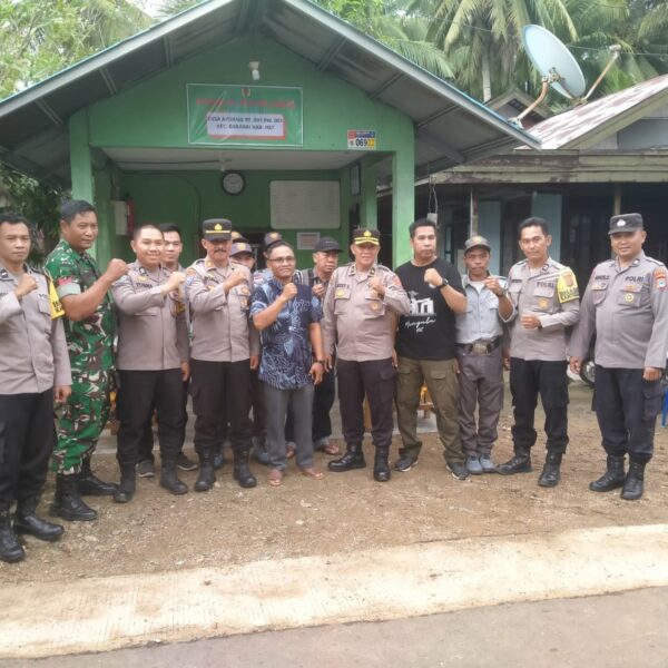 Sinergitas TNI-Polri di HUT Bhayangkara ke-79, Pos Kamling Ayuang Dinilai Polda