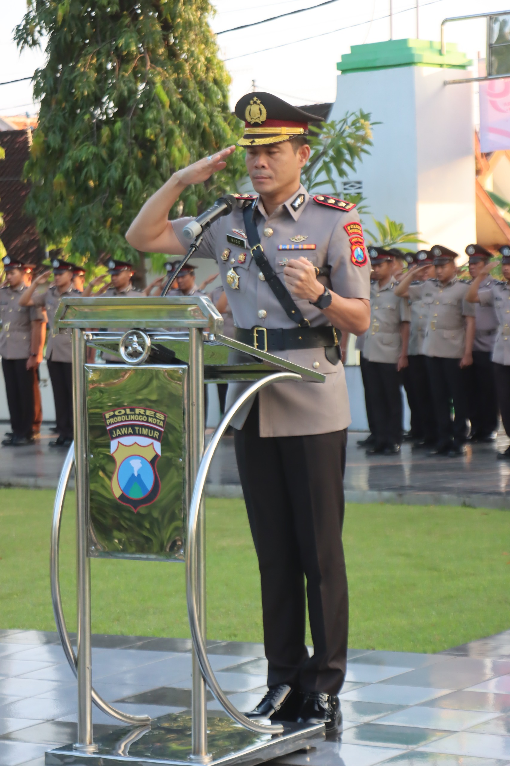 Kapolres Probolinggo Kota Pimpin Ziarah TMP Jelang Hari Bhayangkara 79