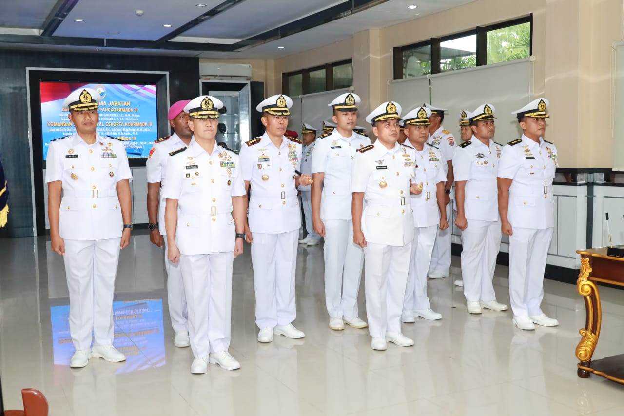 Pangkoarmada III Pimpin Sertijab Tiga Jabatan Strategis, Tekankan Pembaruan Semangat dan Kepemimpinan