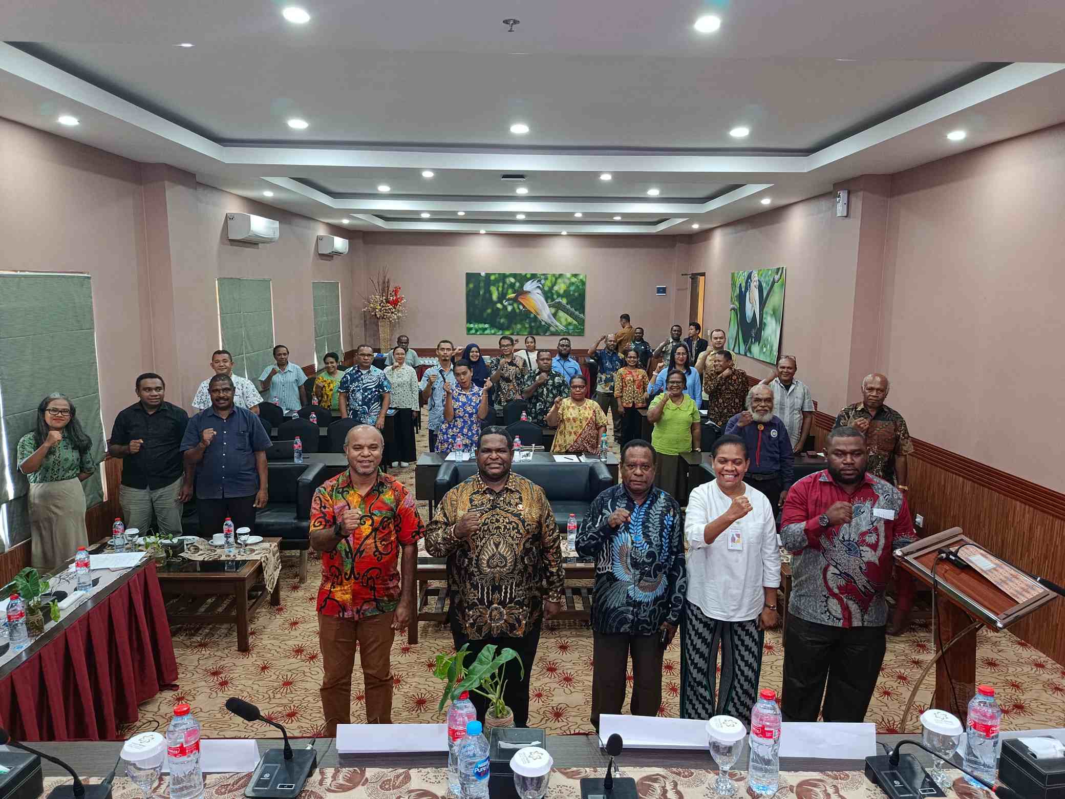 Kadis Pendidikan Tambrauw Dorong Program SSH untuk Wujudkan "Papua Cerdas" Kadis Pendidikan Tambrauw Dorong Program SSH untuk Wujudkan "Papua Cerdas"
