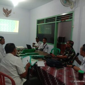 Koramil Pajarakan Dampingi Monev APBDes 2025 di Desa Sukokerto