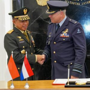 Panglima TNI Dan Panglima Angkatan Bersenjata Belanda Bahas Peningkatan Kerja Sama Militer