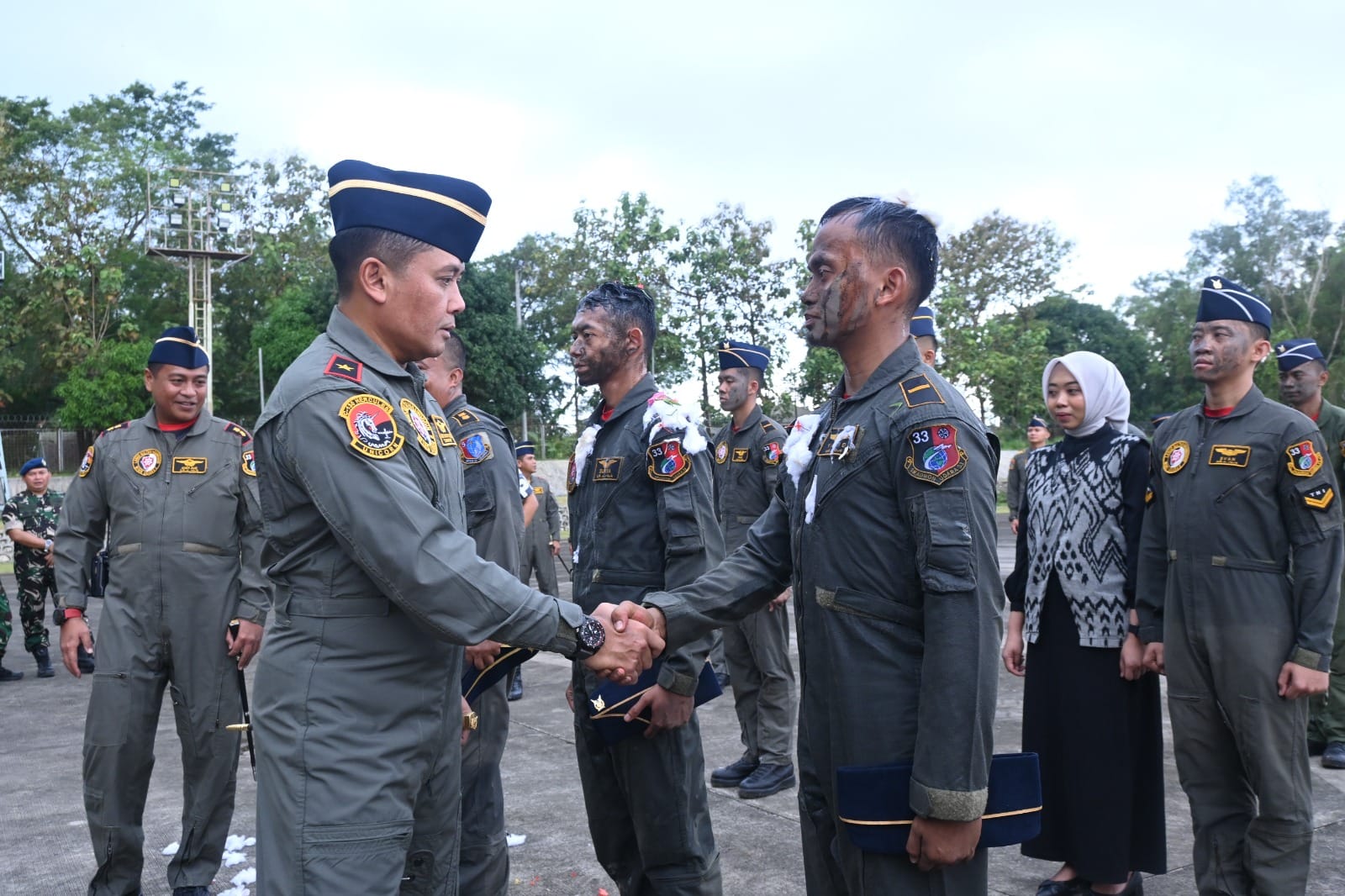 Danlanud Sultan Hasanuddin Pimpin Apel Khusus Peringatan HUT Ke-6 Skadron Udara 33