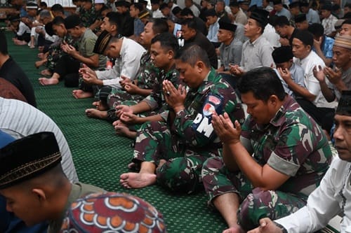 Lanud Sultan Hasanuddin Gelar Doa Bersama Untuk Keselamatan Dan Kelancaran Latihan Sikatan Daya Tahun 2025