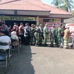 Koramil 1008-06/Banua Lawas-Pugaan Berikan Kejutan untuk Polsek Banua Lawas di HUT ke-79 Bhayangkara