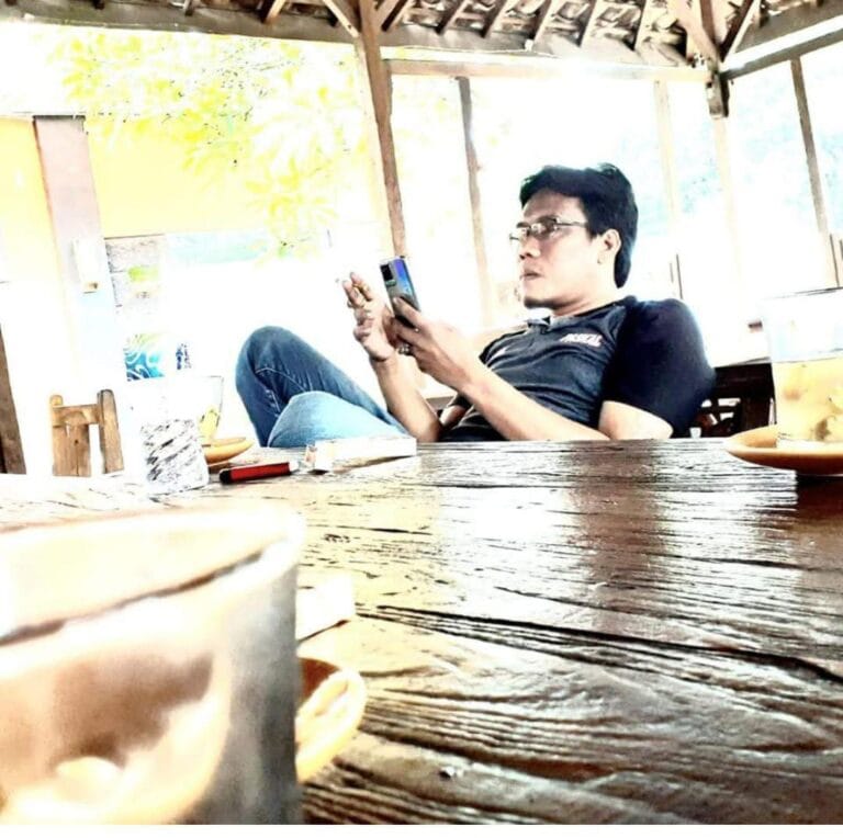 Penuh Tanda Tanya, OTT Penebangan Kayu Perhutani di Dringu Pelaku Masih Berkeliaran, Ada Apa Dengan APH? Penuh Tanda Tanya, OTT Penebangan Kayu Perhutani di Dringu Pelaku Masih Berkeliaran, Ada Apa Dengan APH?