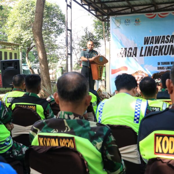 TNI dan DLH Kota Probolinggo Bahas Isu Lingkungan dan Bangsa