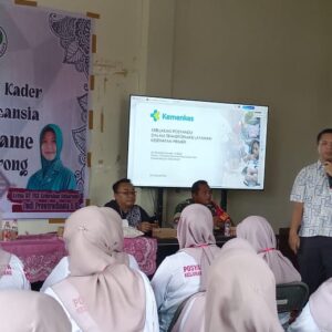 Tingkatkan Kualitas Pelayanan, Babinsa Sukarame Hadiri Pelatihan Kader Posyandu Balita dan Lansia