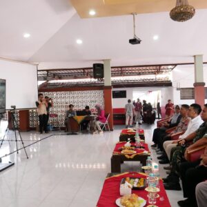 Fokus Jaga Stabilitas Harga Dan Pasokan, Dandim 0808 Bersama Forkopimda Kota Blitar Hadiri Zoom Meeting GPM Serentak