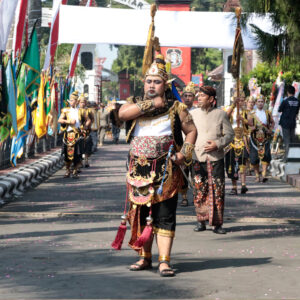 Peringati Hari Jadi Ke 701, Dandim 0808 Bersama Forkopimda Berikan Dukungan Kepada Blitar Yang Berdaya Dan Berjaya Peringati Hari Jadi Ke 701, Dandim 0808 Bersama Forkopimda Berikan Dukungan Kepada Blitar Yang Berdaya Dan Berjaya