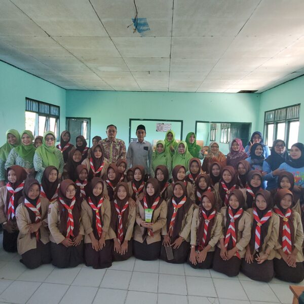MA Nahjatus Sholihin Terima Kunjungan Sosialisasi dari IIDI (Ikatan Istri Dokter Indonesia) cabang Rembang