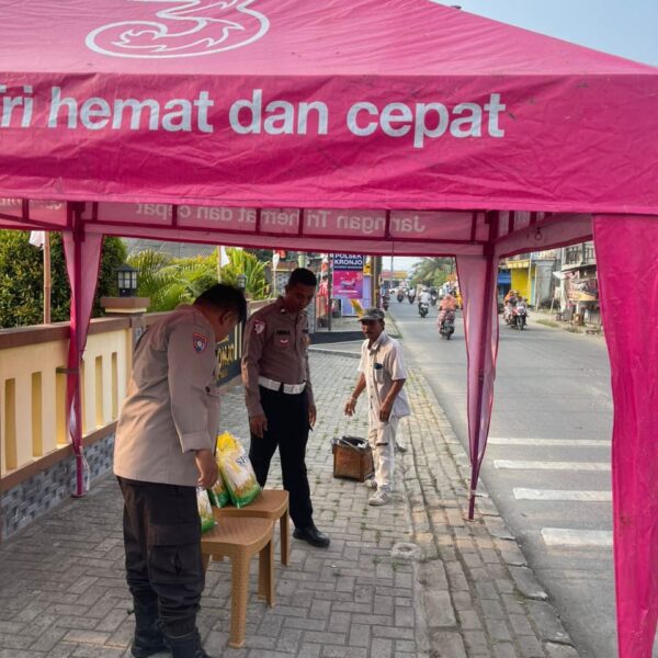 Gerakan Pangan Murah Polresta Tangerang Digelar di Polsek Kronjo