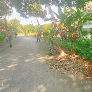 Koramil Tanta Ajak Warga Bersihkan Lingkungan Jelang HUT Kemerdekaan Koramil Tanta Ajak Warga Bersihkan Lingkungan Jelang HUT Kemerdekaan