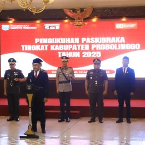 Pengukuhan Paskibraka 2025 Probolinggo Dihadiri Forkopimda dan Dandim 0820 Pengukuhan Paskibraka 2025 Probolinggo Dihadiri Forkopimda dan Dandim 0820