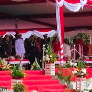 Kodim 1710/Mimika Ikuti Upacara Peringatan HUT Ke-80 Republik Indonesia di Kantor Pusat Pemerintahan Kabupaten Mimika Kodim 1710/Mimika Ikuti Upacara Peringatan HUT Ke-80 Republik Indonesia di Kantor Pusat Pemerintahan Kabupaten Mimika