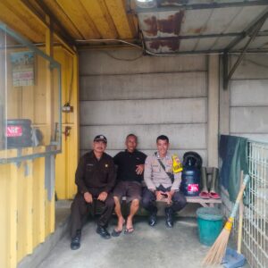 Polsek Cikupa Laksanakan Sambang ke PT. Prisma dan Warga Desa Cibadak Polsek Cikupa Laksanakan Sambang ke PT. Prisma dan Warga Desa Cibadak