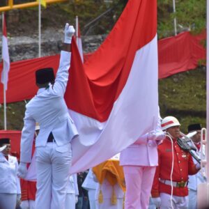 Dandim 1710/Mimika Laksanakan Upacara Peringatan HUT Ke-80 Republik Indonesia di Tembagapura Dandim 1710/Mimika Laksanakan Upacara Peringatan HUT Ke-80 Republik Indonesia di Tembagapura