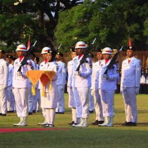 Dandim 0820/Probolinggo Bersama Forkopimda Menghadiri Upacara Penurunan Bendera HUT RI Ke-80 Dandim 0820/Probolinggo Bersama Forkopimda Menghadiri Upacara Penurunan Bendera HUT RI Ke-80
