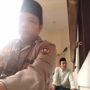 Polsek Cikupa Gelar Program Jumat Keliling, Perkuat Kedekatan dengan Masyarakat Polsek Cikupa Gelar Program Jumat Keliling, Perkuat Kedekatan dengan Masyarakat