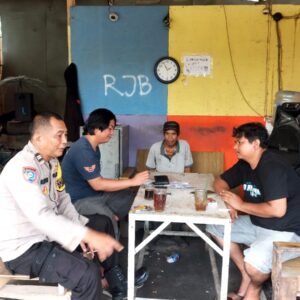 Bhabinkamtibmas Sukadamai Motivasi Warga Pengangguran Ikut Pelatihan Bhabinkamtibmas Sukadamai Motivasi Warga Pengangguran Ikut Pelatihan