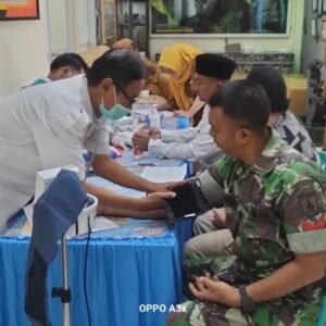 Koramil 09 Lumbang Turut Sukseskan HUT RI ke-80 Lewat Donor Koramil 09 Lumbang Turut Sukseskan HUT RI ke-80 Lewat Donor