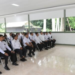 Dandim 1002/HST Berikan Pengarahan Kepada 35 Sarjana Penggerak Pembangunan Indonesia Dandim 1002/HST Berikan Pengarahan Kepada 35 Sarjana Penggerak Pembangunan Indonesia