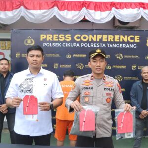 Jambret Kalung IRT, Seorang Residivis Ditangkap Polsek Cikupa Polresta Tangerang Jambret Kalung IRT, Seorang Residivis Ditangkap Polsek Cikupa Polresta Tangerang