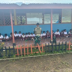 Gadik Merah Putih Satgas Yonif 312/KH, Disiplinkan Langkah, Satukan Hati Anak Negeri