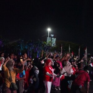 Panglima TNI Hadiri Pesta Rakyat dan Karnaval Bersatu HUT Kemerdekaan RI Ke-80 di Monas Panglima TNI Hadiri Pesta Rakyat dan Karnaval Bersatu HUT Kemerdekaan RI Ke-80 di Monas