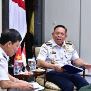 Bakamla RI - Vietnam Coast Guard Perkuat Kolaborasi dalam Keamanan Maritim Bakamla RI – Vietnam Coast Guard Perkuat Kolaborasi dalam Keamanan Maritim