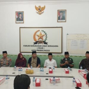 Kolaborasi Pemerintah TNI-Polri Tokoh Agama Jaga Kondusifitas Kota Probolinggo Kolaborasi Pemerintah TNI-Polri Tokoh Agama Jaga Kondusifitas Kota Probolinggo