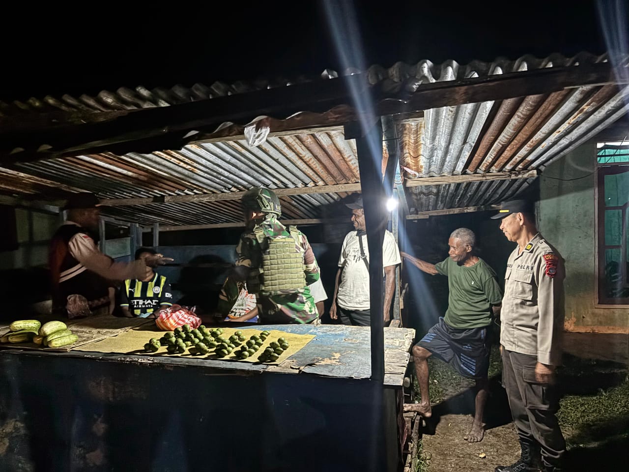 Polres Maybrat Gelar Patroli Gabungan Skala Besar Bersama TNI–Polri Pastikan Maybrat Aman dan Kondusif