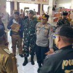 TNI Membantu Pemerintah Daerah, Dalam Pemantauan Harga Bahan Pokok di Wilayah Kabupaten Puncak Jaya