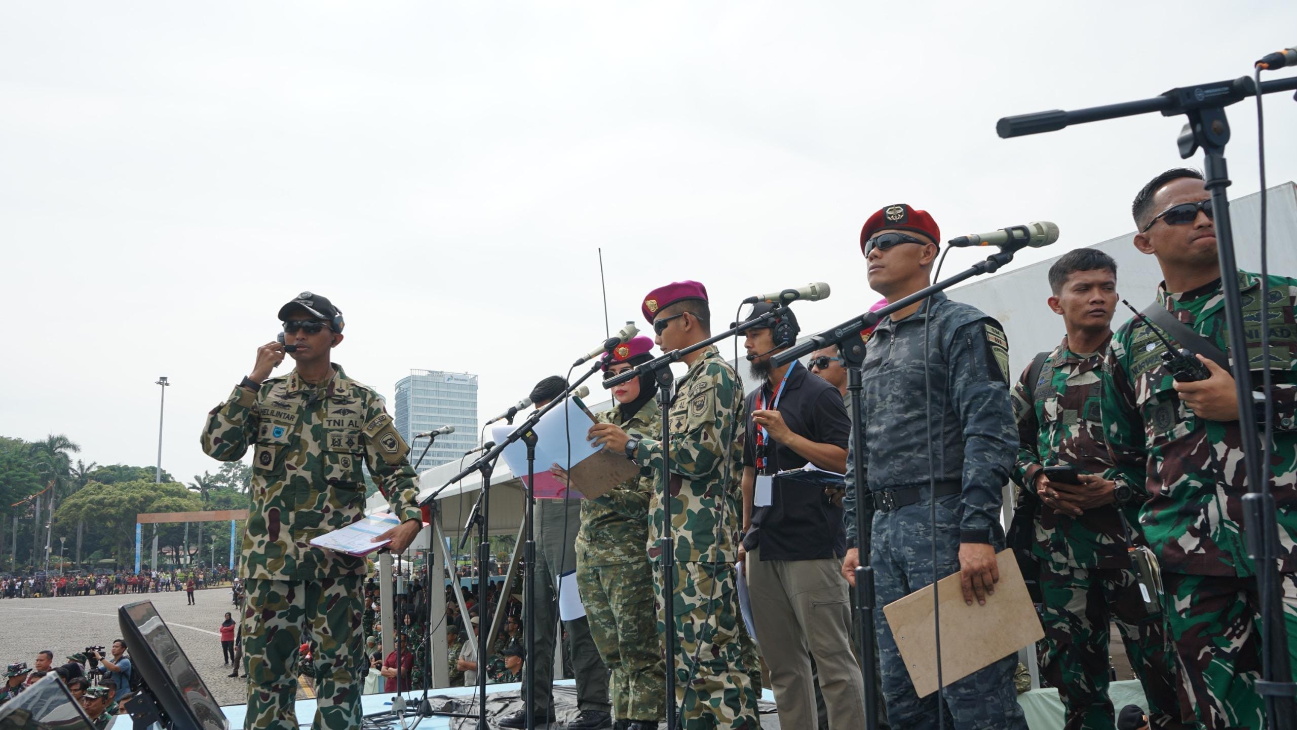 H-2 Acara Puncak, Danyonif 2 Marinir Bertindak Sebagai Sub Koordinator Narator Pada Gladi Bersih HUT TNI ke-80