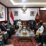 Panglima TNI Dampingi Menhan RI Terima Kunjungan Menhan Afrika Selatan, Bahas Kerja Sama Pertahanan Panglima TNI Dampingi Menhan RI Terima Kunjungan Menhan Afrika Selatan, Bahas Kerja Sama Pertahanan